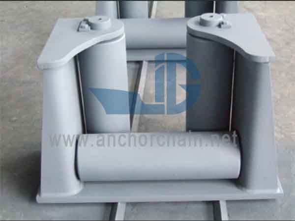 CB 3062-2011 سه غلتکی Fairlead نوع A